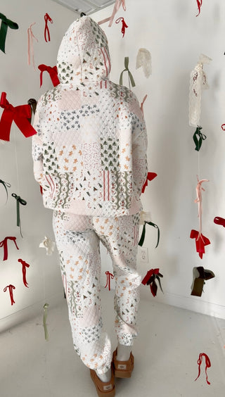Holly Jolly Quilted Joggers